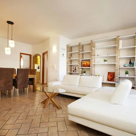 Apartmán Free Parking - Panorama Carducci By Semplice Oristano